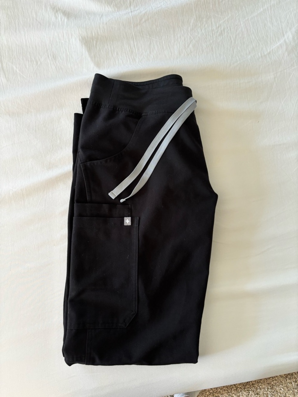 Women’s Figs scrub pants